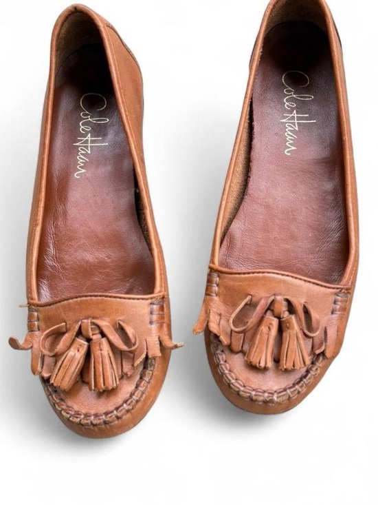Cole Haan Shoes - Vintage leather Cole Haan cute moccasins women’s 6